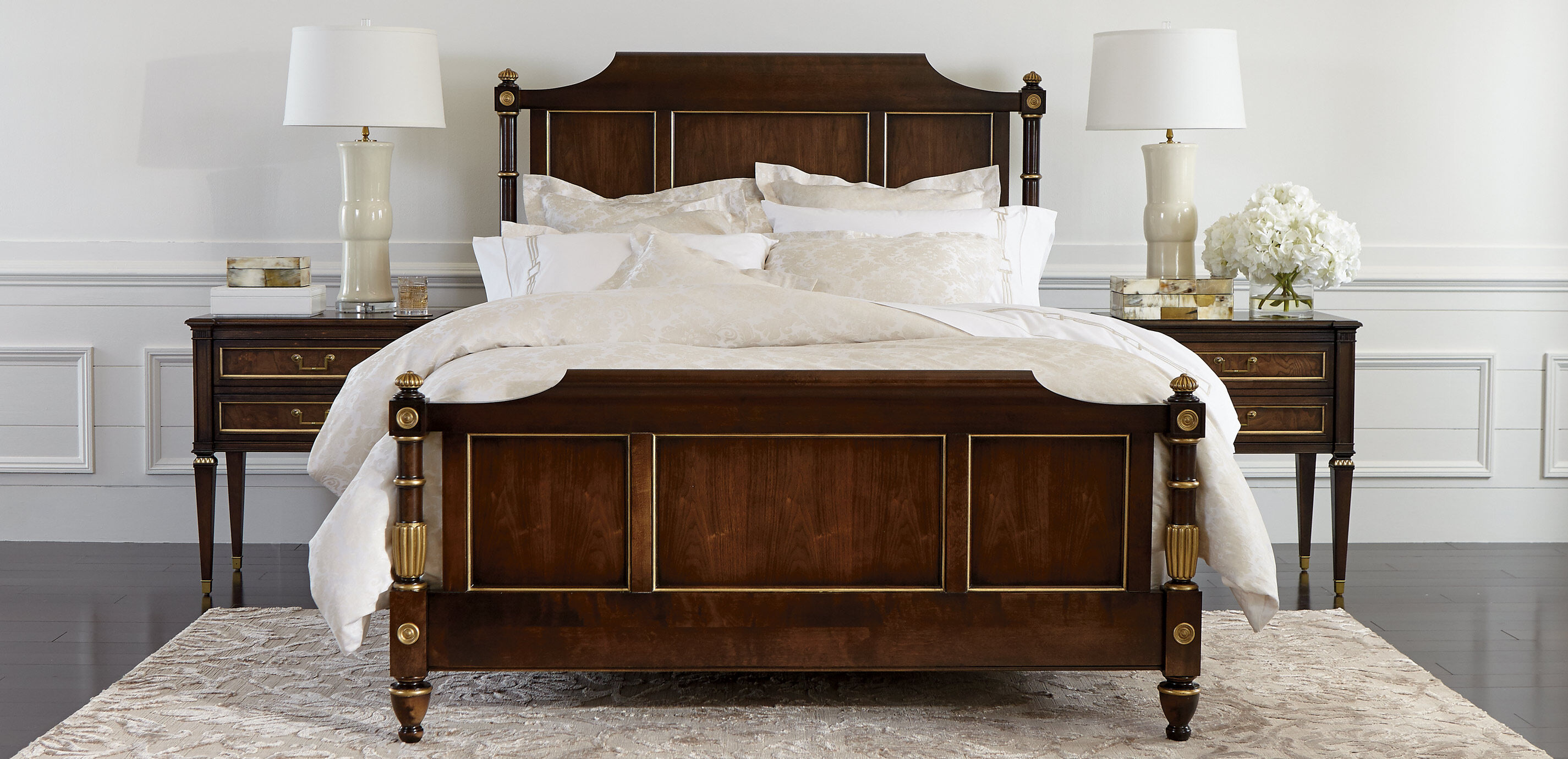 ethan allen beds        
        <figure class=