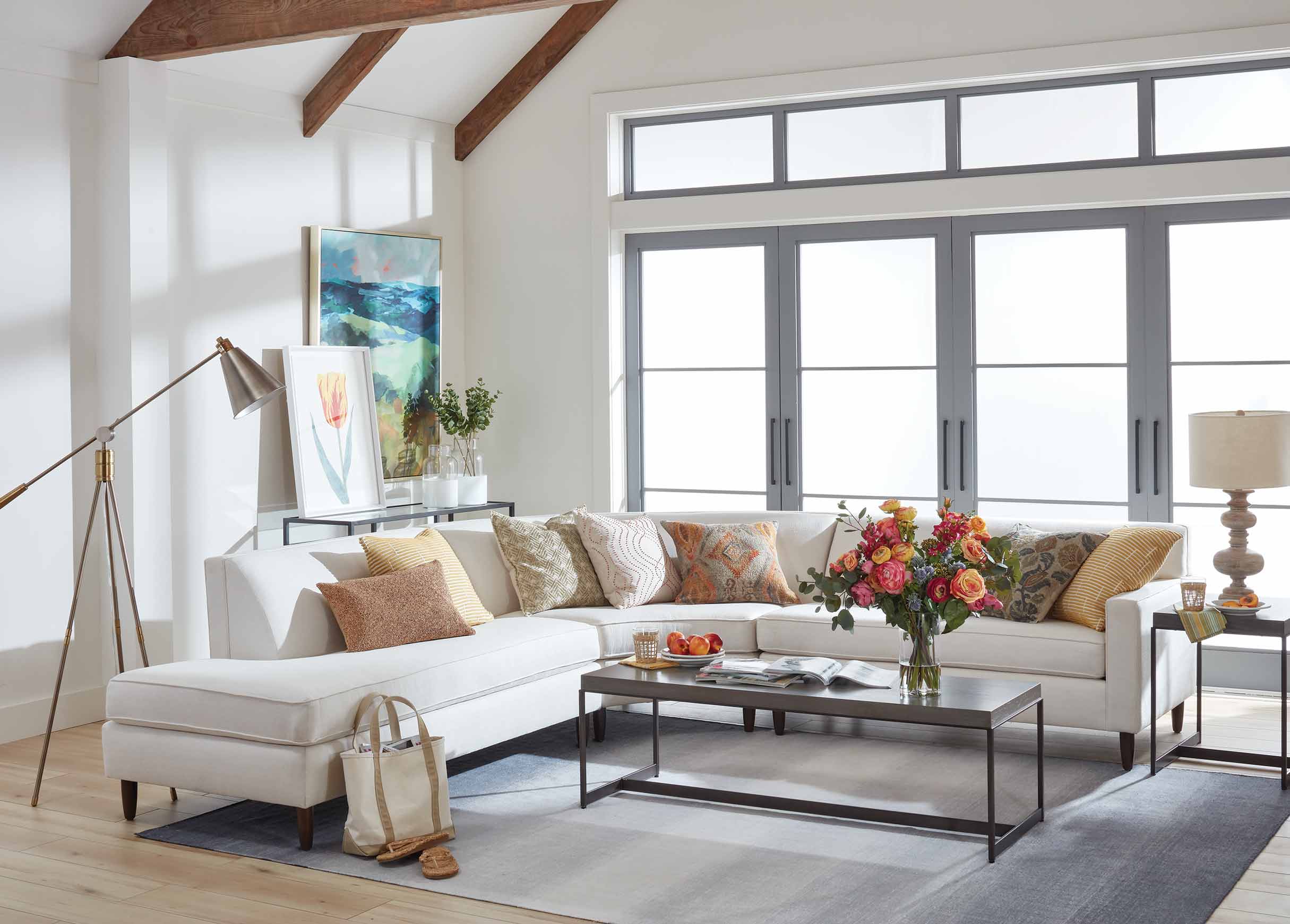 living room by seasons arpora